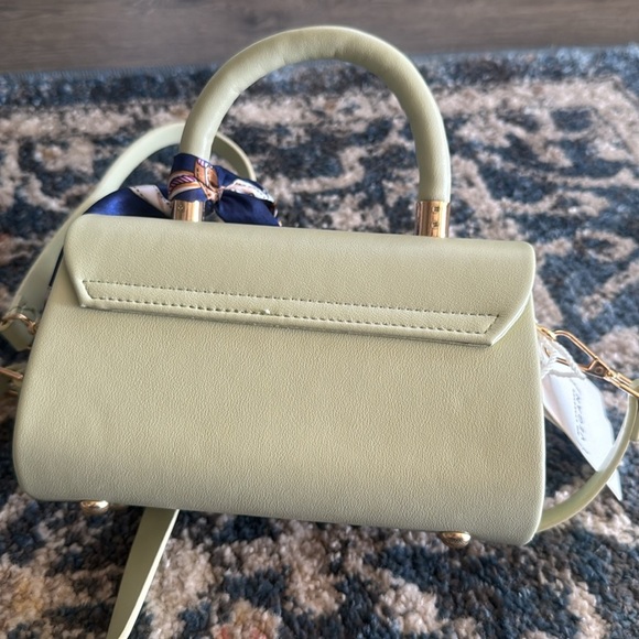 Green and Gold Crossbody Bag with Structured Design including card holder - Picture 3 of 3